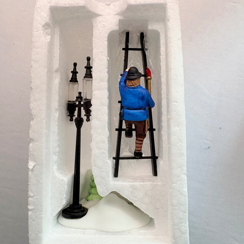 Department 56 Heritage Village Lamplighter Accessory Set 5577-8 Black Blue - Picture 3 of 4